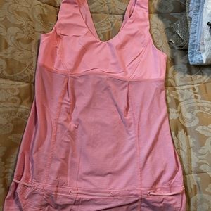 Lululemon tank top